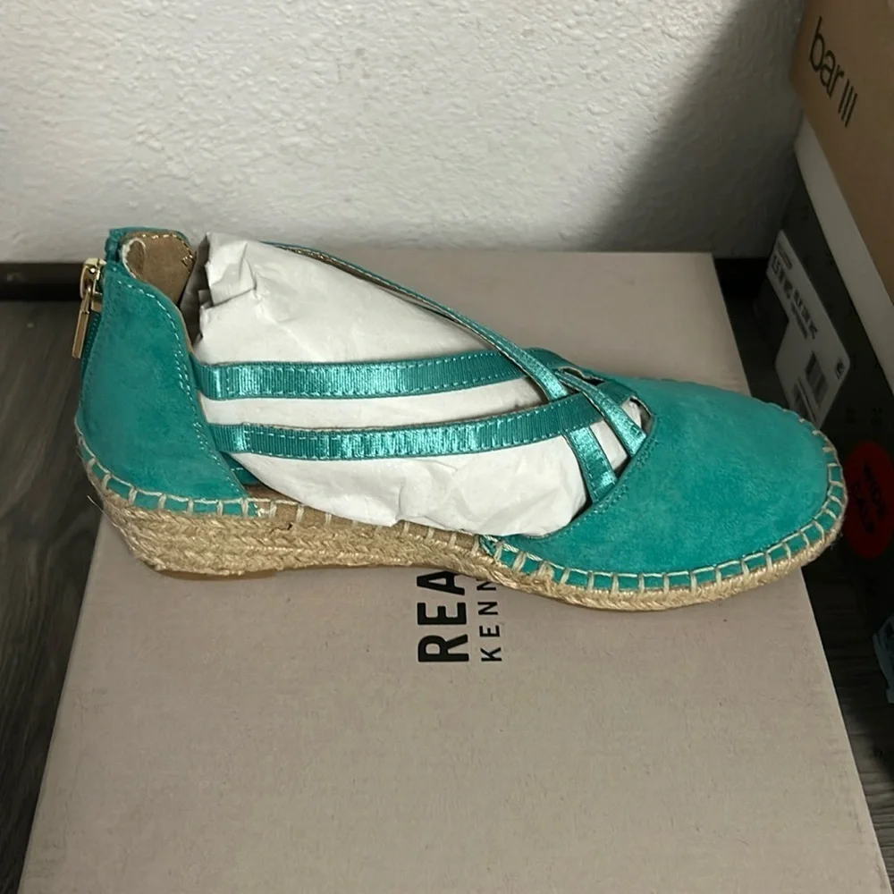 REACTION KENNETH COLE Womens Wedge Sandals In Turquoise